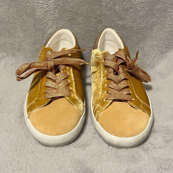 Sam Edelman Big Kids' Aubrie, Lace-Up Sneakers, Girls Size 3M Gold‎ NEW Youth - Picture 10 of 11